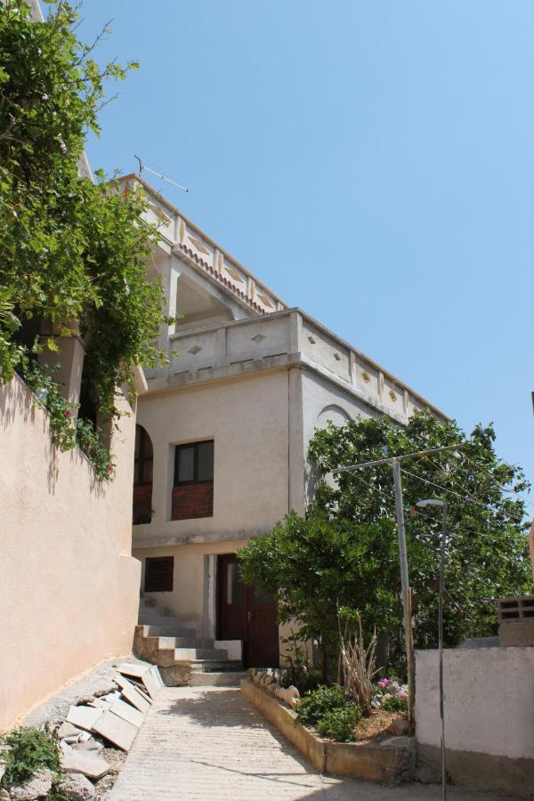 Apartments By The Sea Metajna, Pag - 6351 Ngoại thất bức ảnh