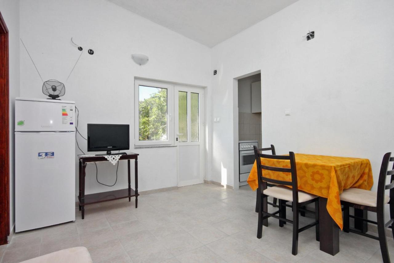 Apartments By The Sea Metajna, Pag - 6351 Ngoại thất bức ảnh