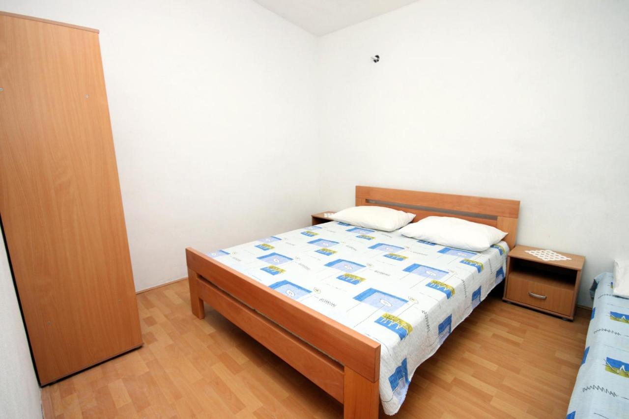Apartments By The Sea Metajna, Pag - 6351 Ngoại thất bức ảnh
